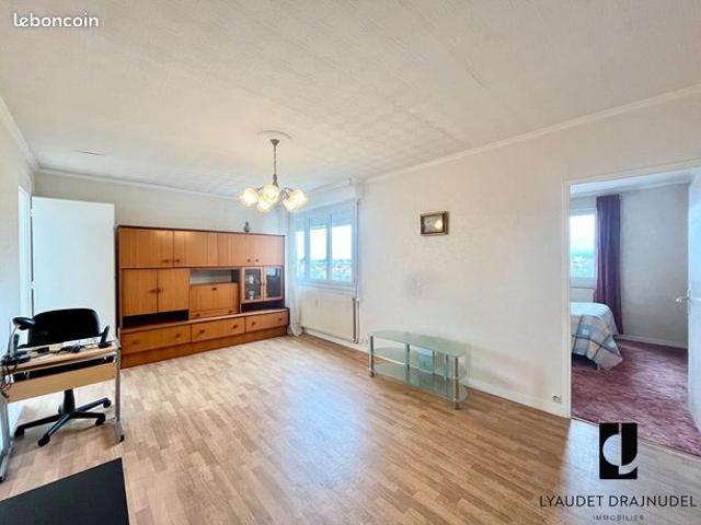 Appartement vente à Riorges, Guadeloupe