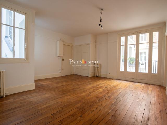 Appartement vente à Paris 18e Arrondissement, Paris