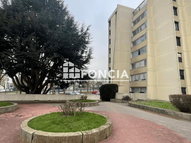 Appartement vente à France métropolitaine, Villiers-le-bel