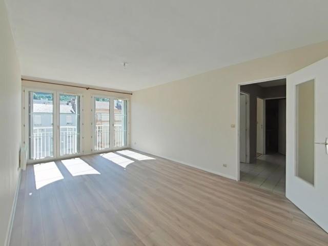 Appartement location à Saint-Étienne, Saint-etienne