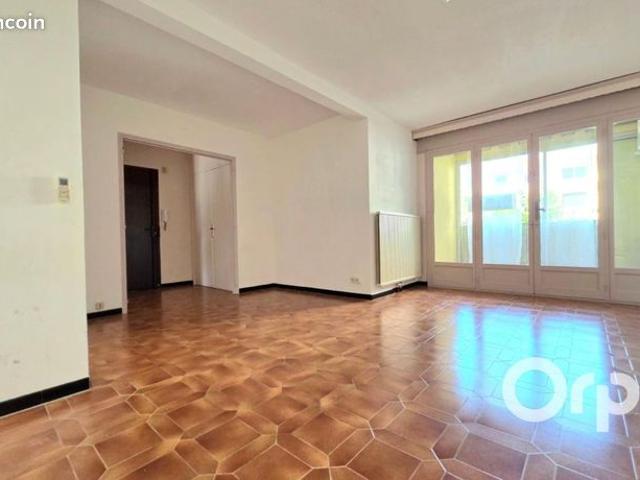 Appartement vente à Arles, Saint-martin-de-crau