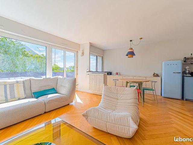 Appartement vente à Paris, Île-de-France