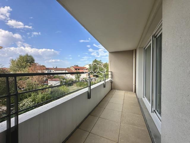 Appartement vente à La Tour-de-Salvagny, Rhône