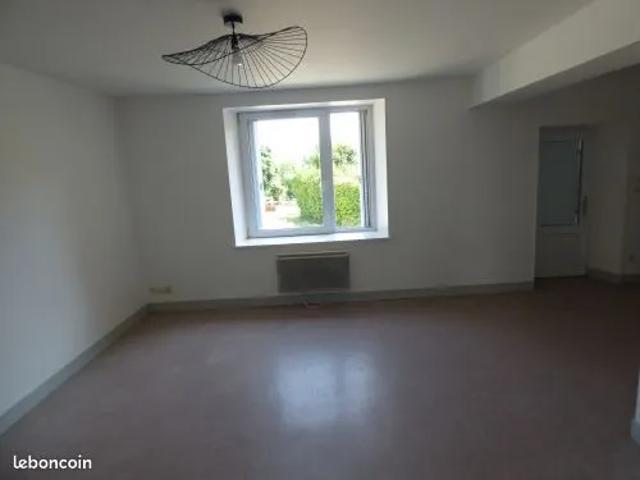Appartement location à Sury-en-Vaux, Cher