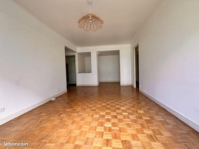 Appartement vente à Paris, Île-de-France