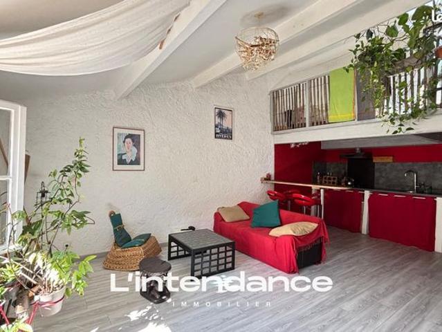 Appartement vente à Arrondissement de Toulon, Hyères