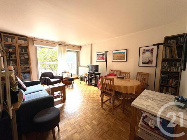 Appartement vente à Paris, Île-de-France