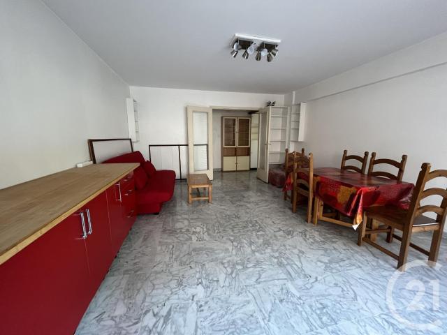 Appartement location à Saint-Laurent-du-Var, Alpes-Maritimes