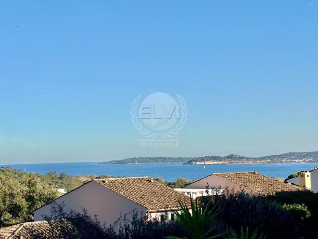 Appartement vente à Les Cadéous, Grimaud