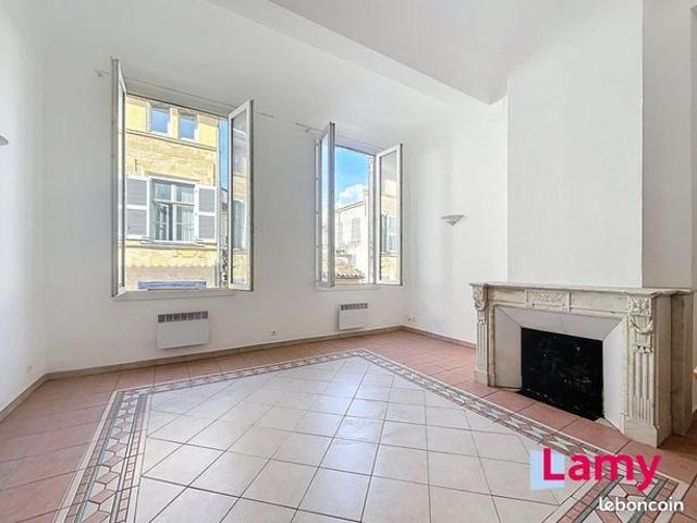 Appartement vente à Aix-en-Provence, Aix-en-provence