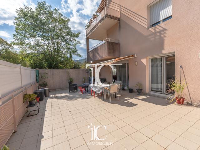Appartement vente à Champvert, Les Vans