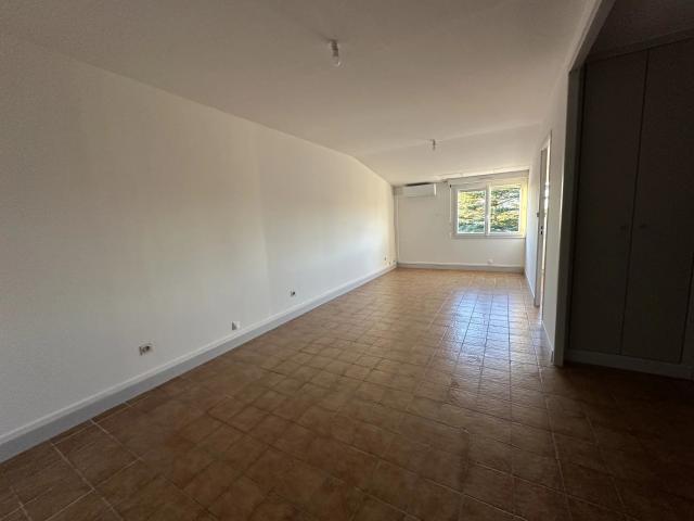 Appartement location à Alès, Saint-hilaire-de-brethmas
