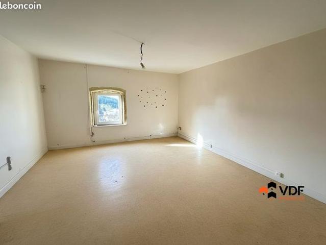 Appartement vente à Roanne, Cuinzier