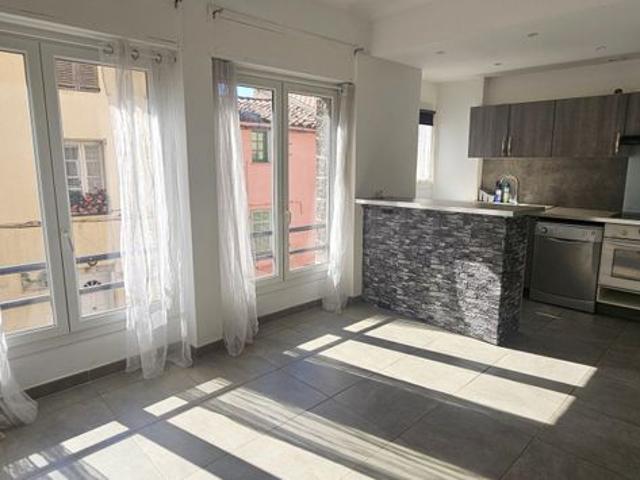 Appartement vente à Arrondissement de Draguignan, Bagnols-en-forêt