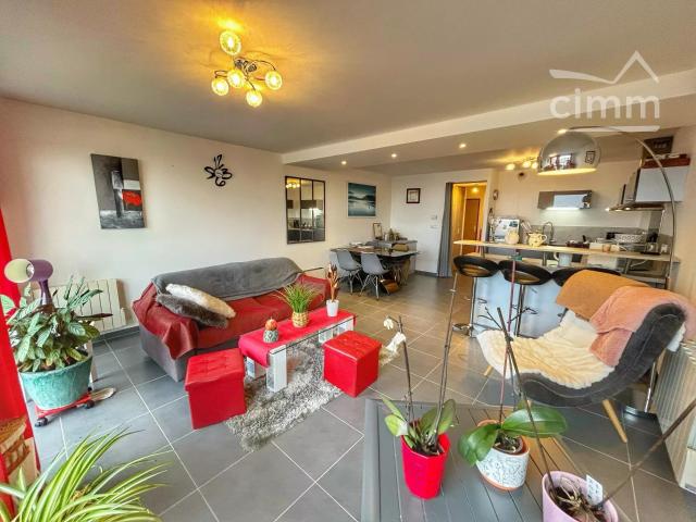 Appartement vente à Les Favrins, Montcel