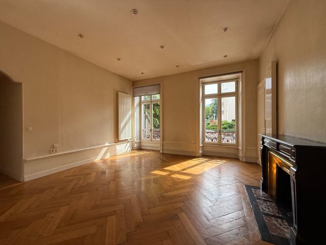 Appartement vente à Centre-Ville, Aix-les-Bains