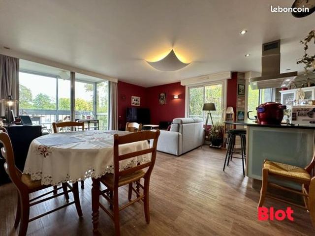 Appartement vente à Montfort-sur-Meu, Ille-et-Vilaine