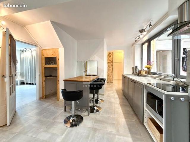 Appartement vente à Fontainebleau, Montcourt-fromonville
