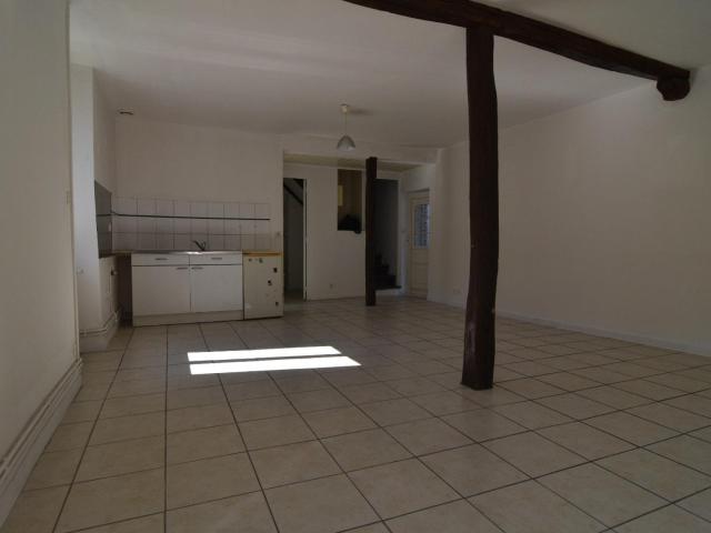Appartement location à Avrolles, Saint-Florentin