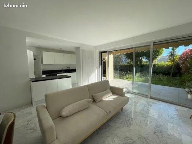 Appartement vente à Grasse, Le Cannet