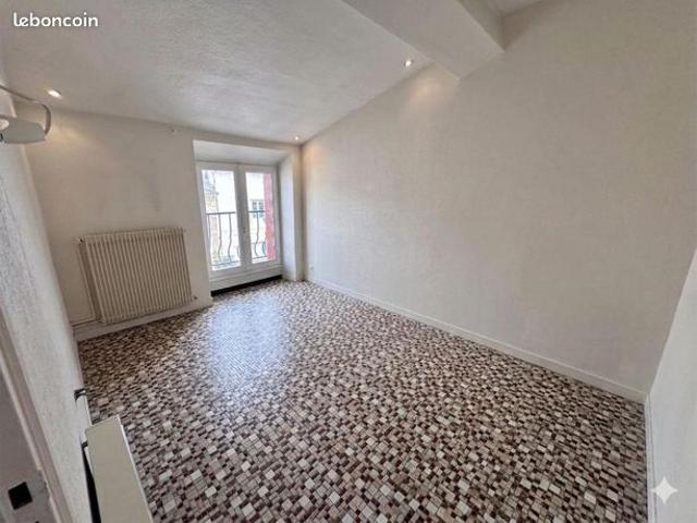 Appartement vente à Saint-Étienne, Rive-de-gier