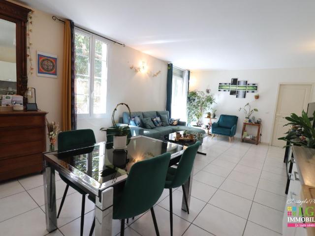 Appartement vente à Carpentras, Valréas