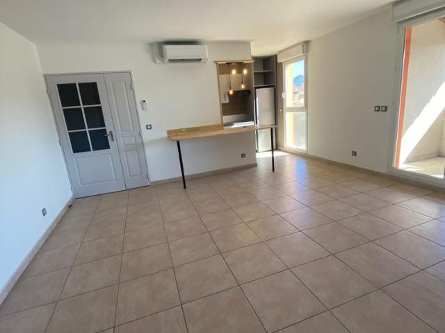 Appartement location à Lodève, Cazilhac