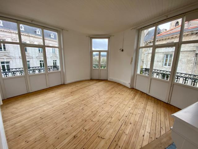 Appartement location à Angoulême, Aignes-et-puypéroux