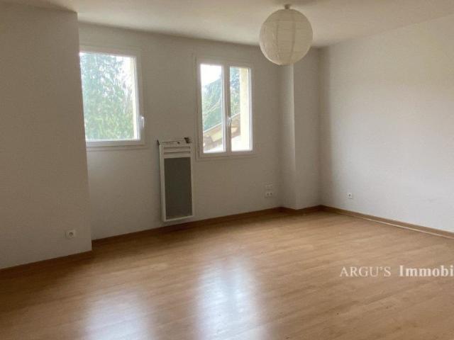 Appartement location à Montmorillon, Civray