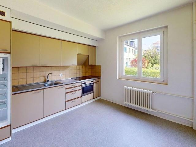 Apartment mieten in Einigen, Zürich