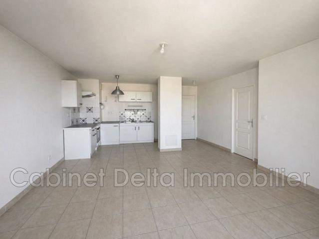 Appartement location à Arrondissement de Toulon, Le Revest-les-eaux