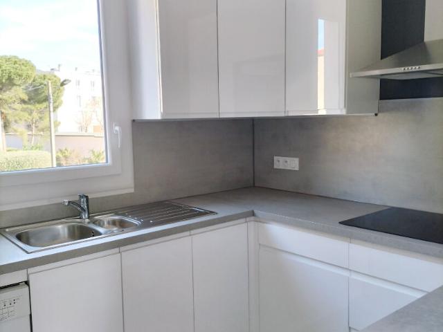 Appartement location à Arrondissement de Toulon, Hyères