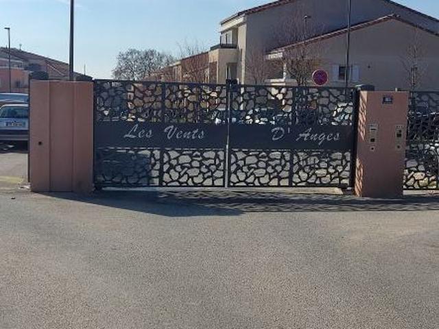 Appartement location à Le Beausset, Var