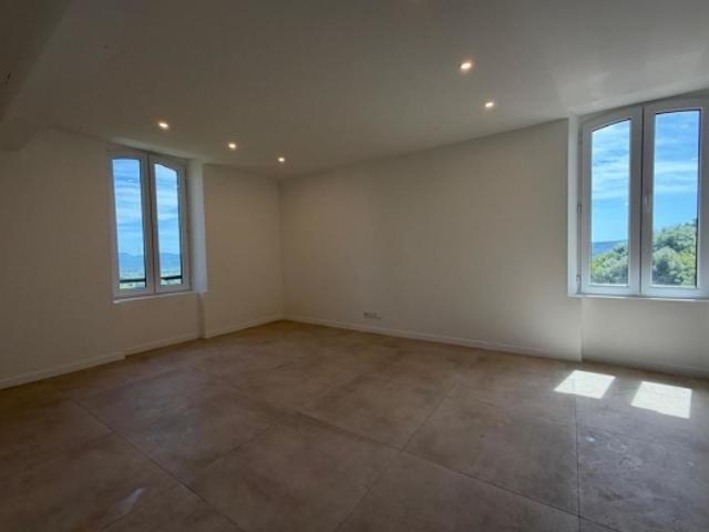 Appartement vente à Arrondissement de Draguignan, Callian