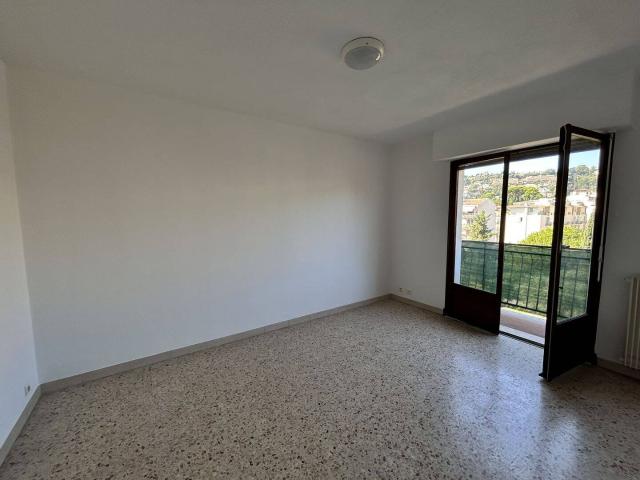 Appartement location à Thiers, Nice