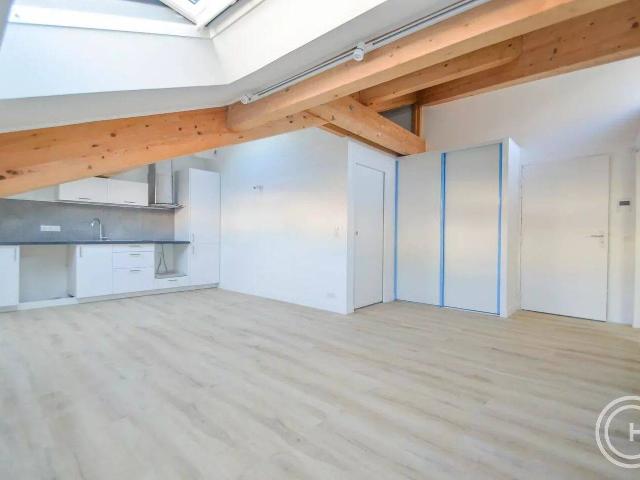 Appartement location à Le Port, Nice
