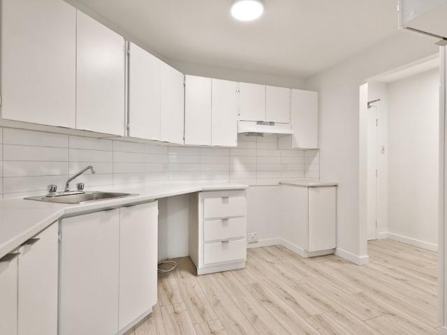 Apartment for rent in Saint-bruno-de-montarville, Quebec