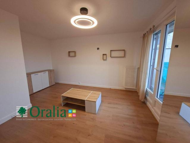 Studio location à Le Vieux Saint-Maur, Saint-Maur-des-Fossés
