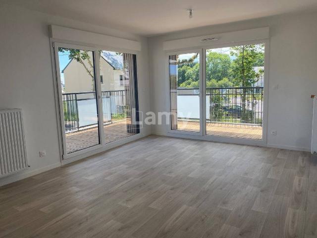 Appartement location à Parc d'Activités la Ville-ès-Passants 1, Dinard