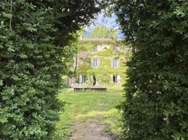 Appartement vente à Apt, La Tour-d'aigues