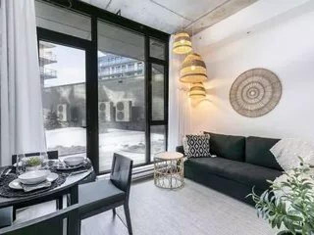 Apartment for rent in Saint-Laurent, Montréal