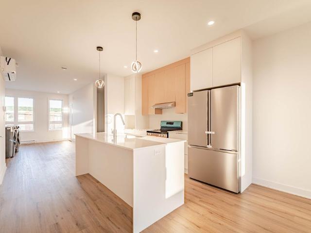 Apartment for rent in Longueuil, Quebec