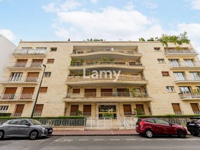 Studio vente à Saint-mandé