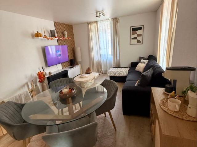 Apartment mieten in La Ferrière, Région administrative du Jura bernois