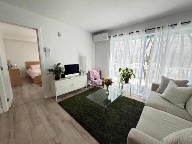 Apartment for rent in Pointe-de-Sainte-Foy, Québec