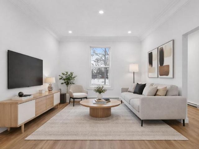Apartment for rent in Longueuil, Quebec