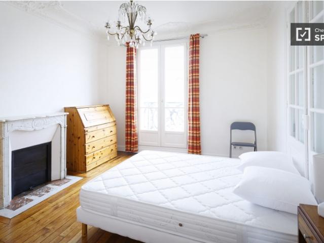 Appartement location à France métropolitaine, Courbevoie