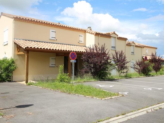 Appartement vente à Laroque-timbaut, Barou