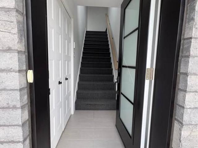 Apartment for rent in Brome-missisquoi, Quebec