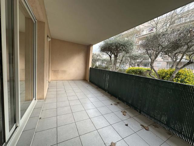 Appartement location à Hyères, Var